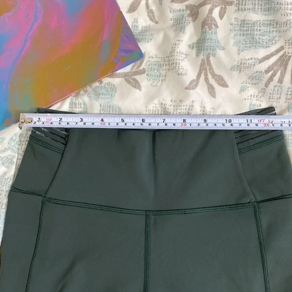 LULULEMON!! Find focus 7/8 25 size 6!! Deep Ivy - Picture 13 of 14